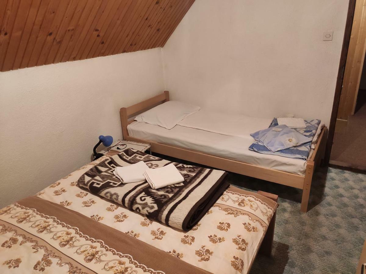 Hotel Sobe Kaljevic Žabljak Esterno foto